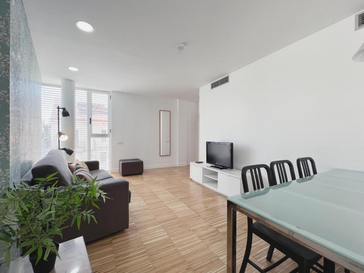 Stay U-Nique Apartments Pellaires Barselona Dış mekan fotoğraf