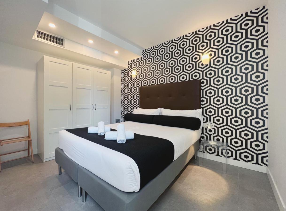 Stay U-Nique Apartments Pellaires Barselona Dış mekan fotoğraf