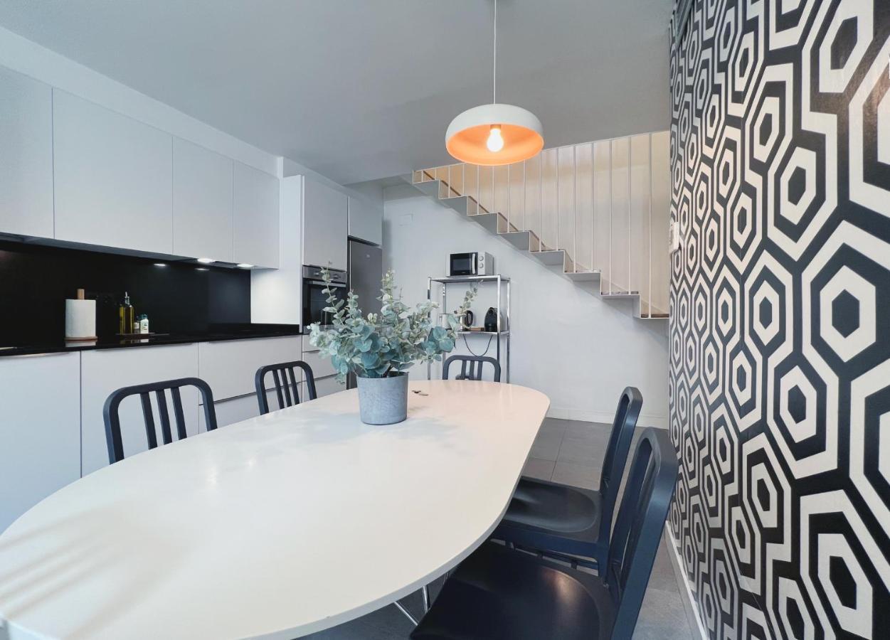 Stay U-Nique Apartments Pellaires Barselona Dış mekan fotoğraf