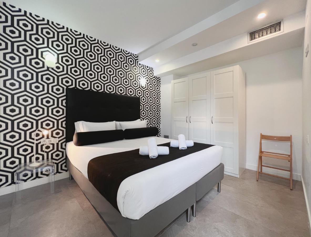 Stay U-Nique Apartments Pellaires Barselona Dış mekan fotoğraf