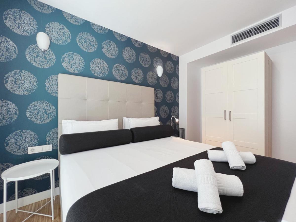 Stay U-Nique Apartments Pellaires Barselona Dış mekan fotoğraf