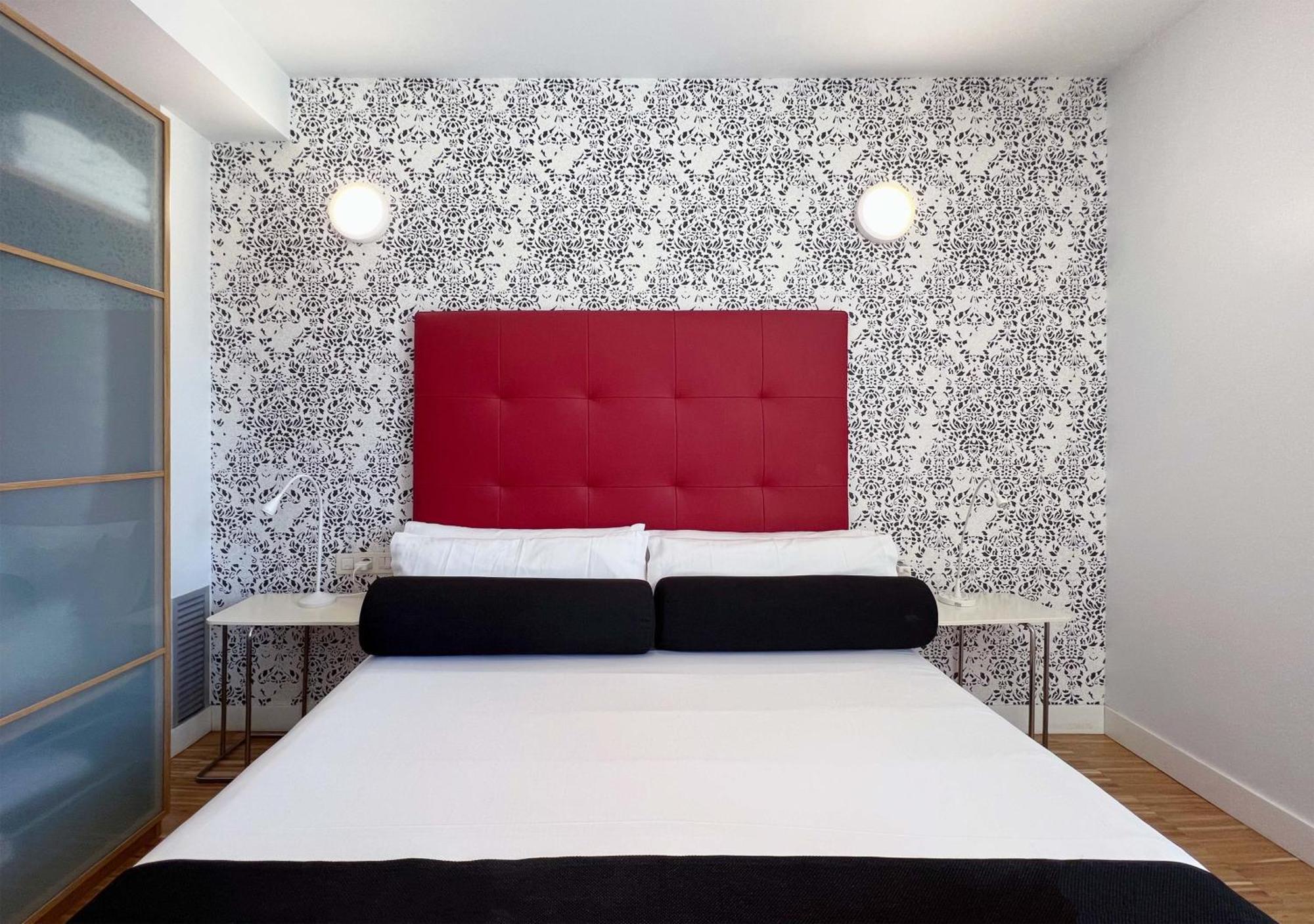 Stay U-Nique Apartments Pellaires Barselona Dış mekan fotoğraf