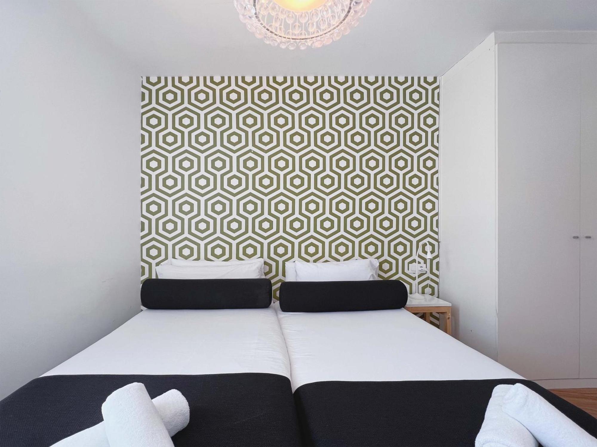 Stay U-Nique Apartments Pellaires Barselona Dış mekan fotoğraf