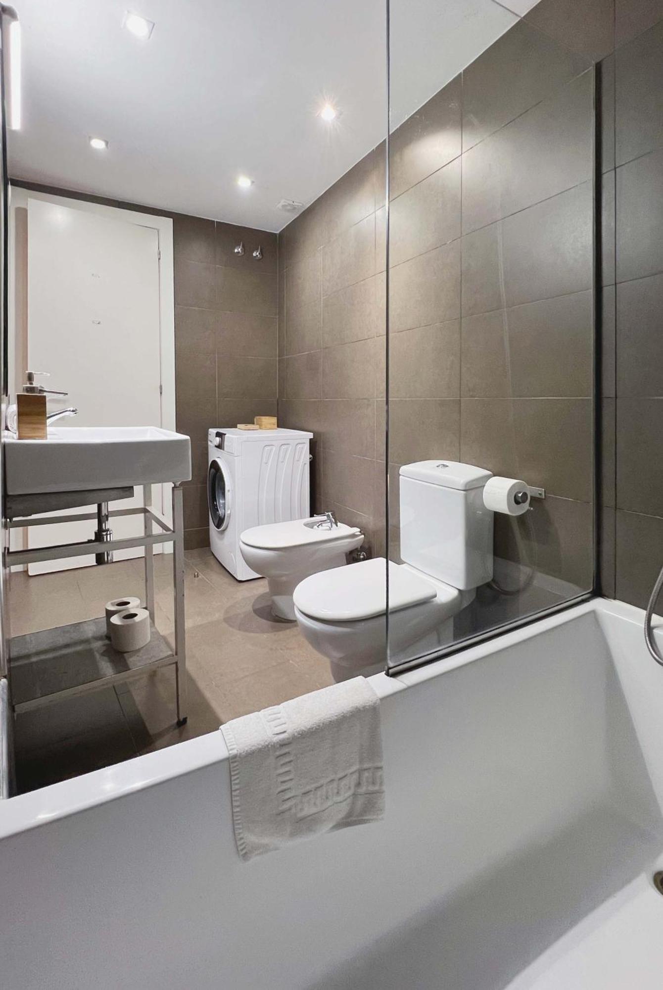 Stay U-Nique Apartments Pellaires Barselona Dış mekan fotoğraf