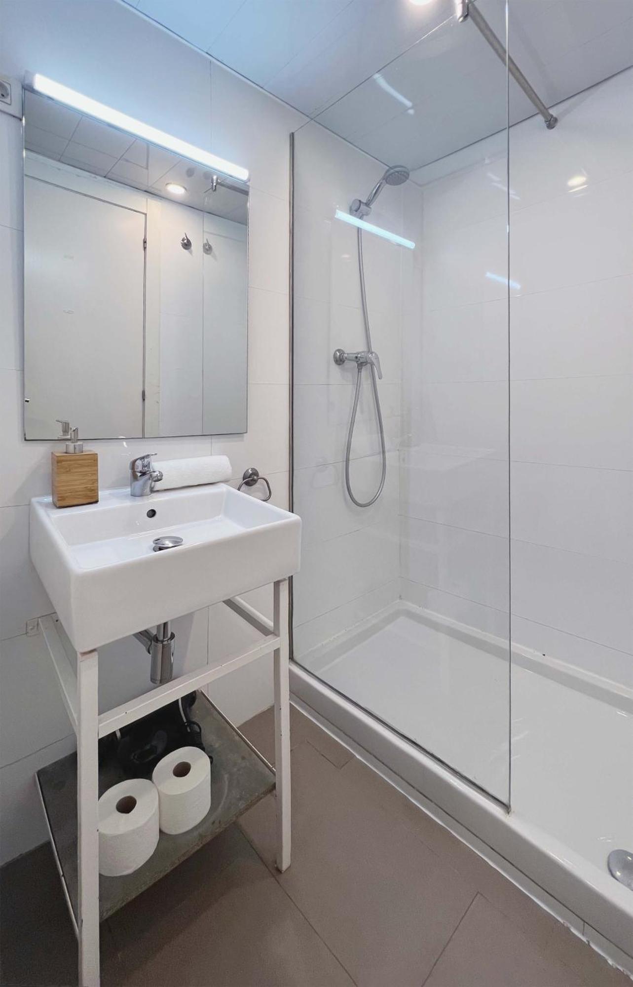 Stay U-Nique Apartments Pellaires Barselona Dış mekan fotoğraf